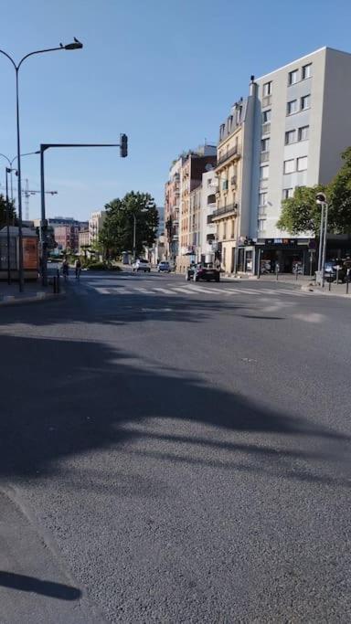 Joli Appart A 10 Minutes De Paris En Metro - Parking Offert Saint-Ouen  Eksteriør billede
