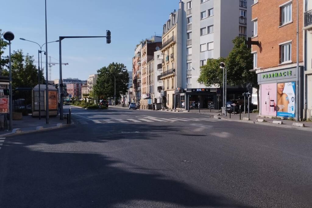 Joli Appart A 10 Minutes De Paris En Metro - Parking Offert Saint-Ouen  Eksteriør billede
